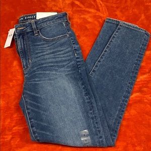 NWT American Eagle high rise Jeans